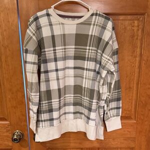 Cozy Plaid Sweatshirt in Green and Cream